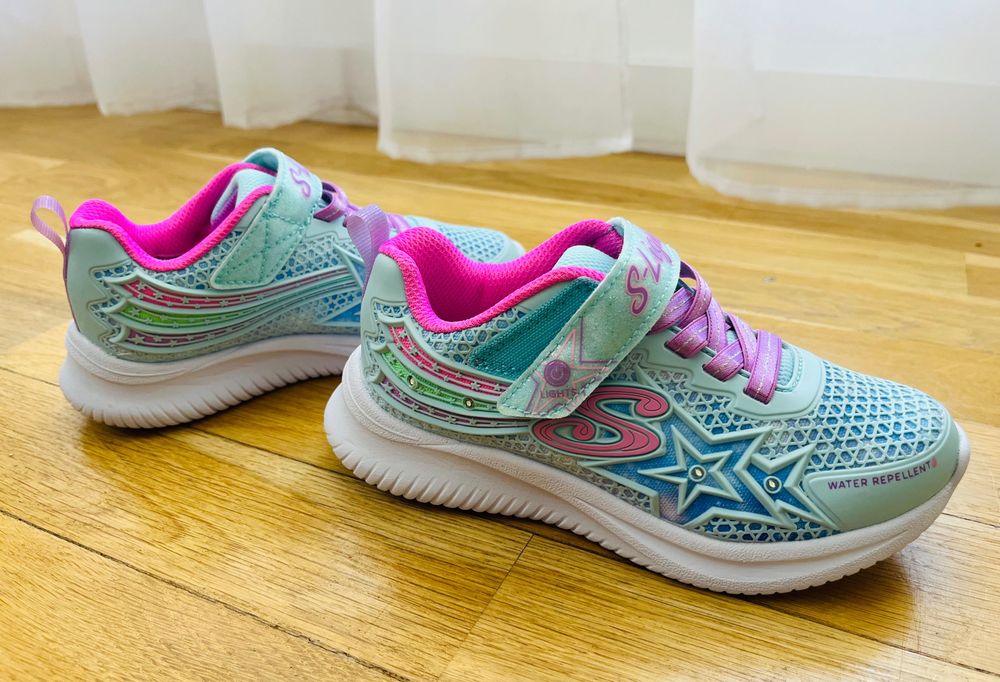 Skechers nowe buty świecące r.28,5