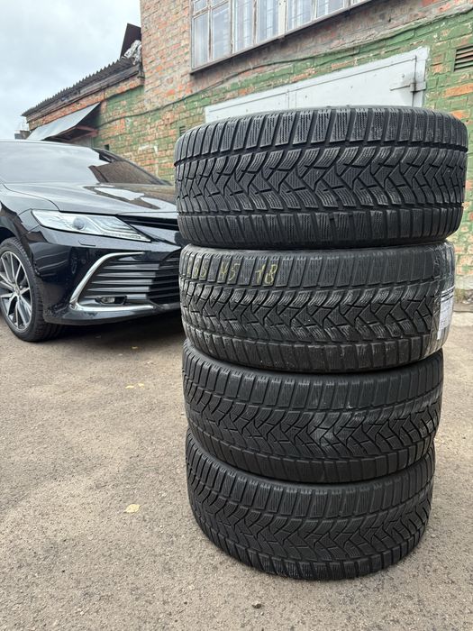 235/45r18 DUNLOP