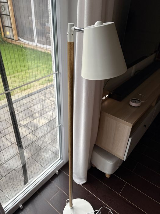 Lampa stojąca wysokosc 140 cm
