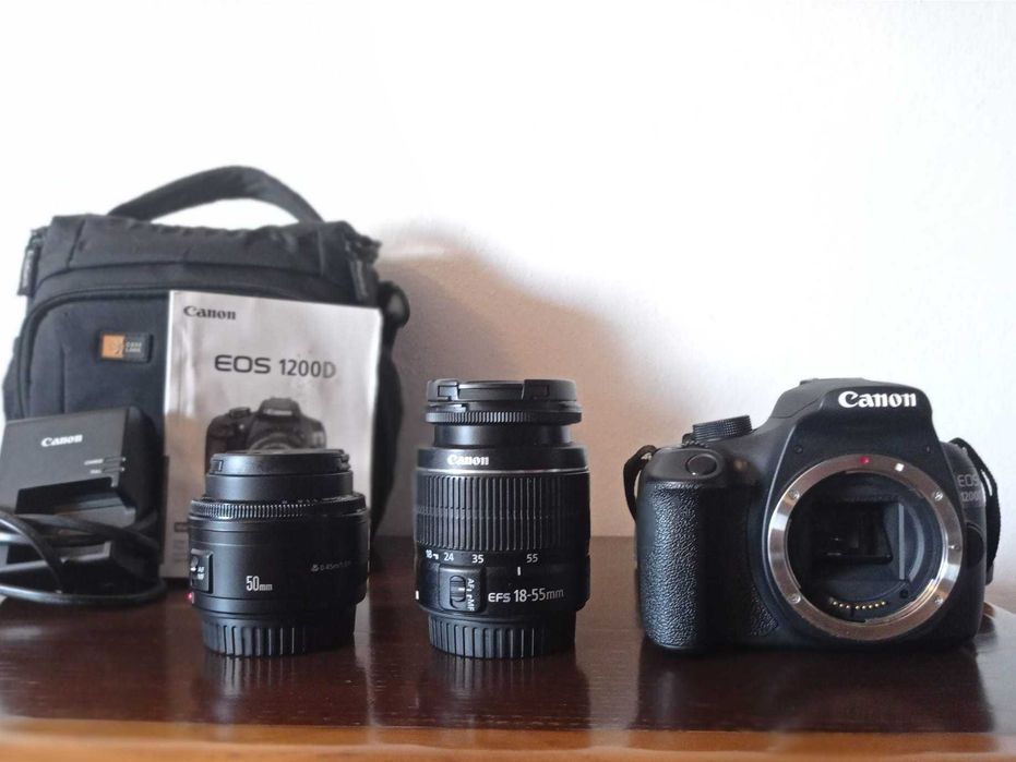 Máquina Reflex Canon EOS 1200D + 2 Objetivas Canon