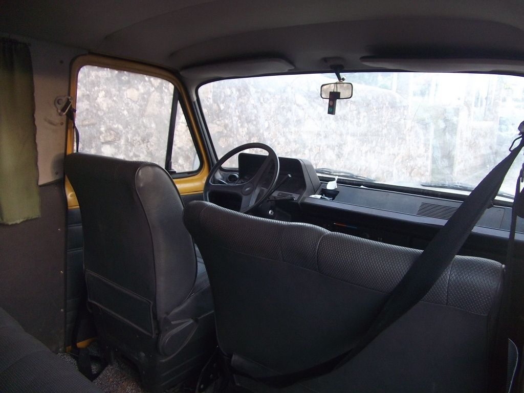 Ford Transit Mk2 de 9 lugares