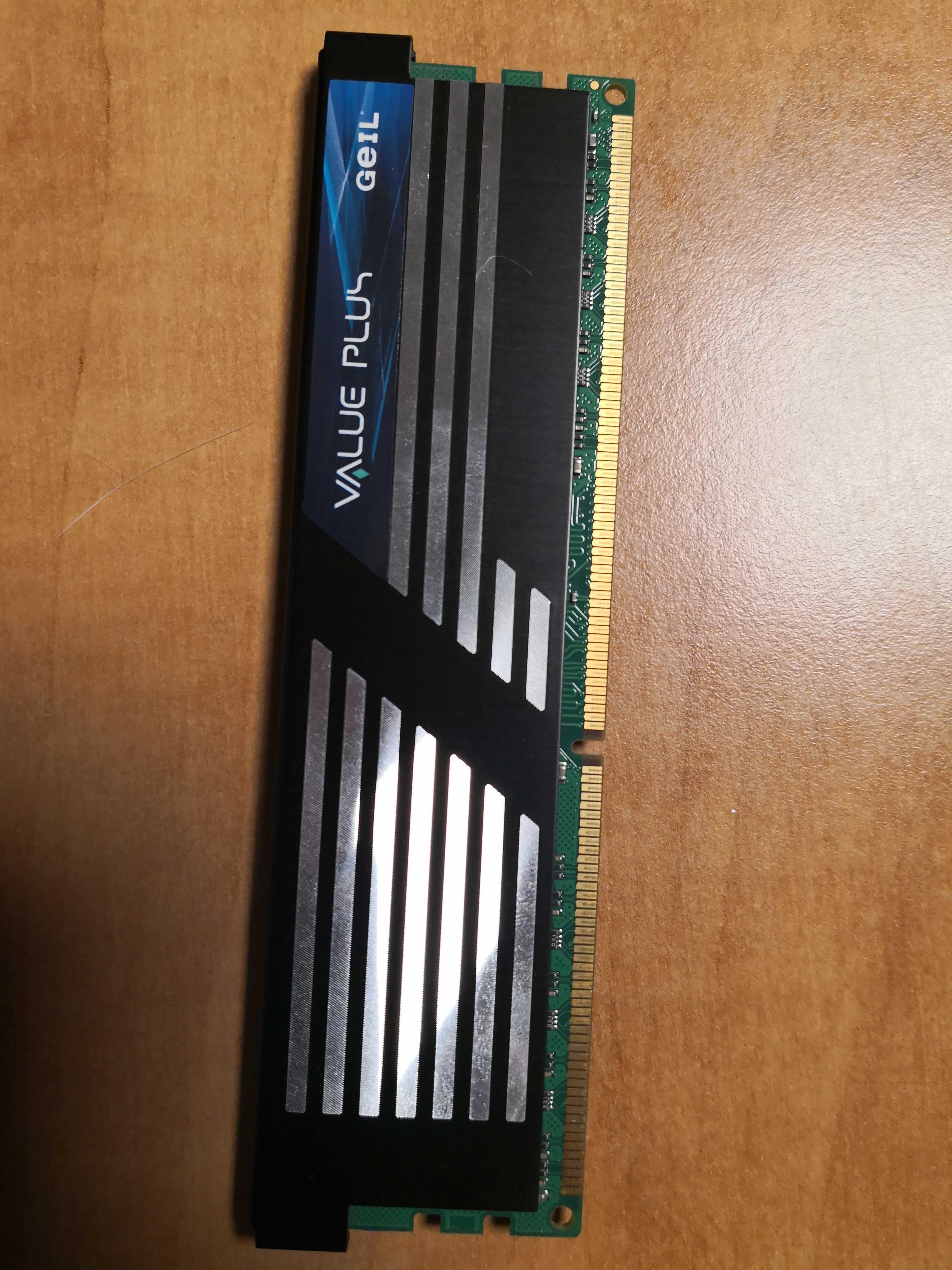 Pamięć RAM DDR3 Geil Value Plus 16GB (4x4GB) CL9