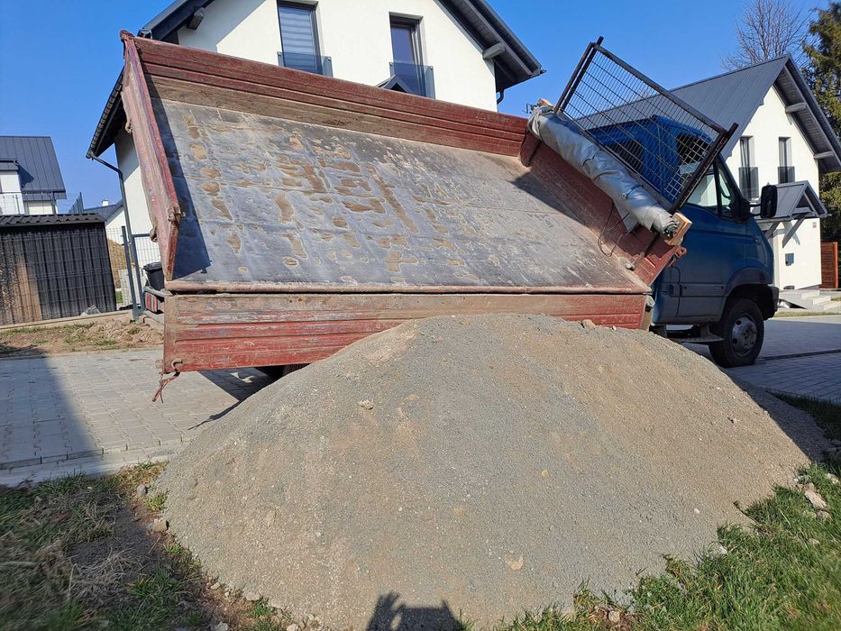 Żwir, kruszywo, wysiewka, podsypka, 0-4, 2-8, 0-16 mm wywrotka 3,5 t