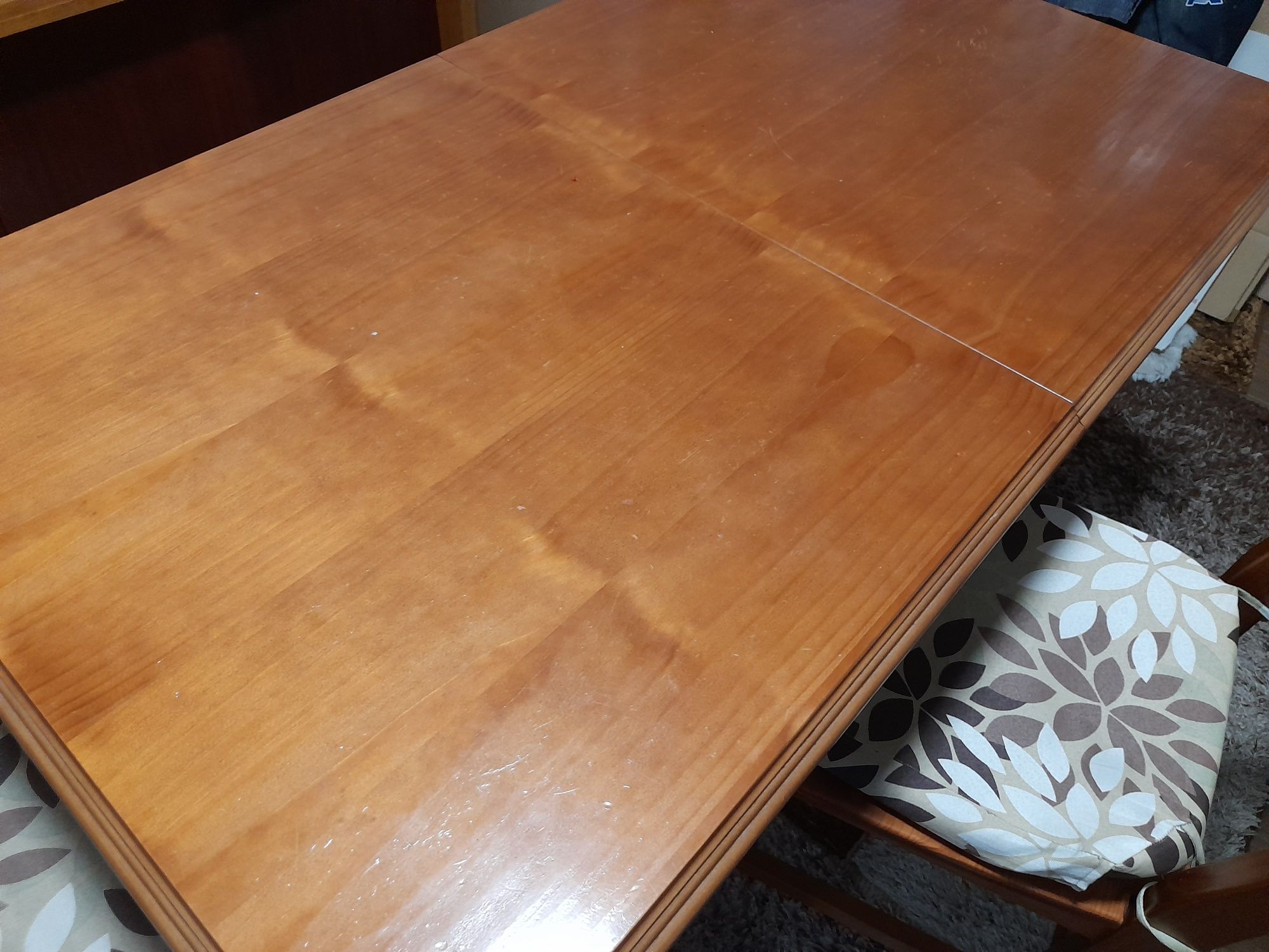 Mesa de jantar madeira