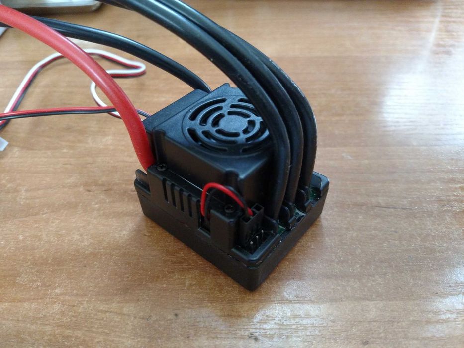 Regulator bezszczotkowy ESC 120A 2S-4S do zabawek zdalnie sterowanych