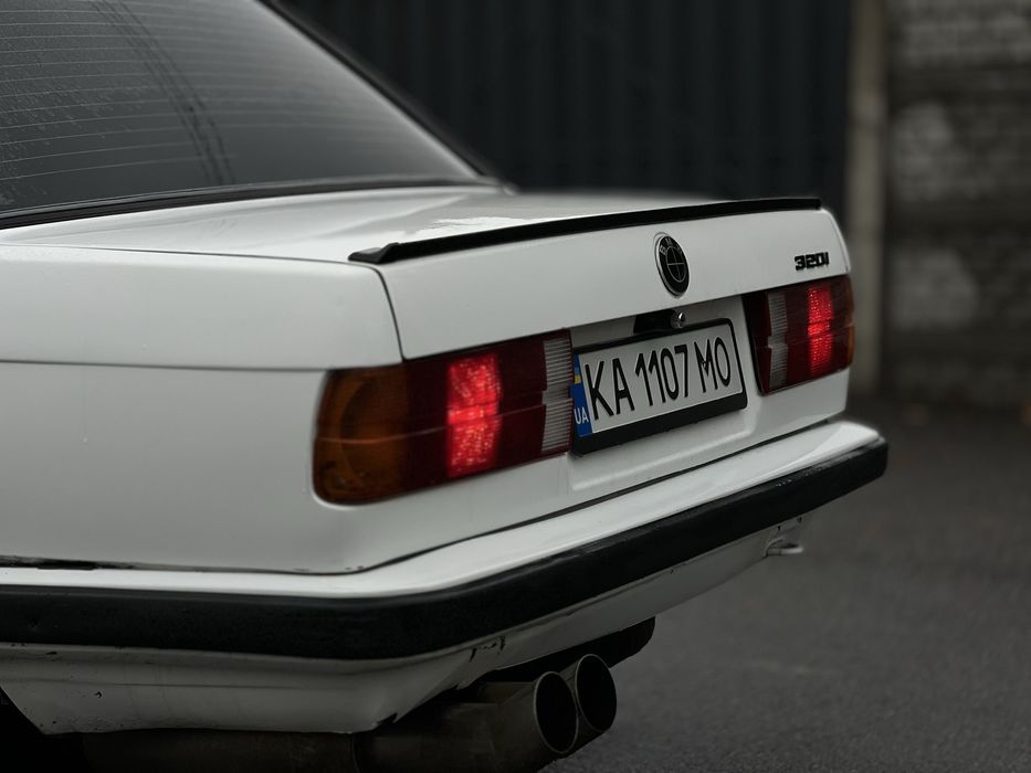 BMW E30 свап M50B20