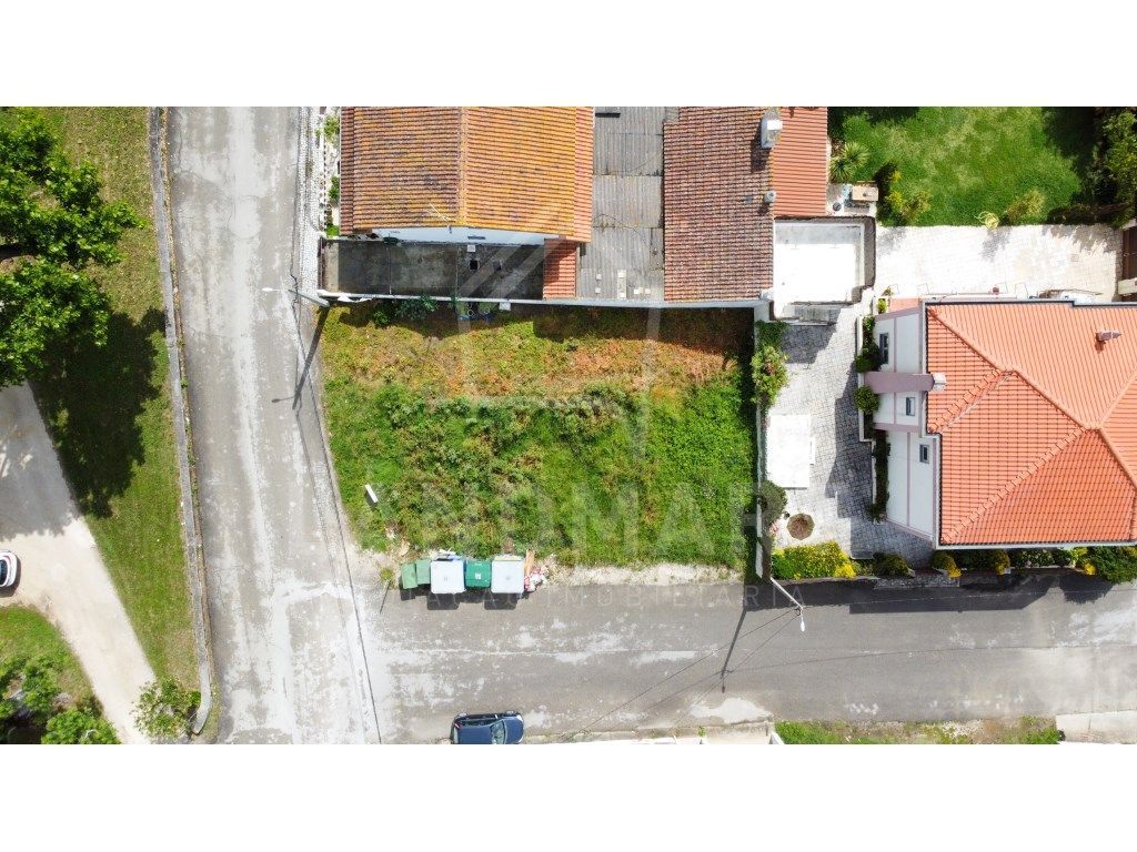 Lote de Terreno - Capuchos