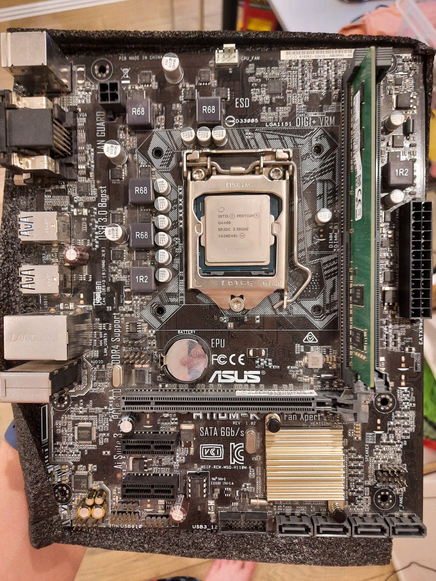 Материнская плата Asus H110M-K+ INTEL PENTIUM G 4400+ 4GB DDR4 Samsung