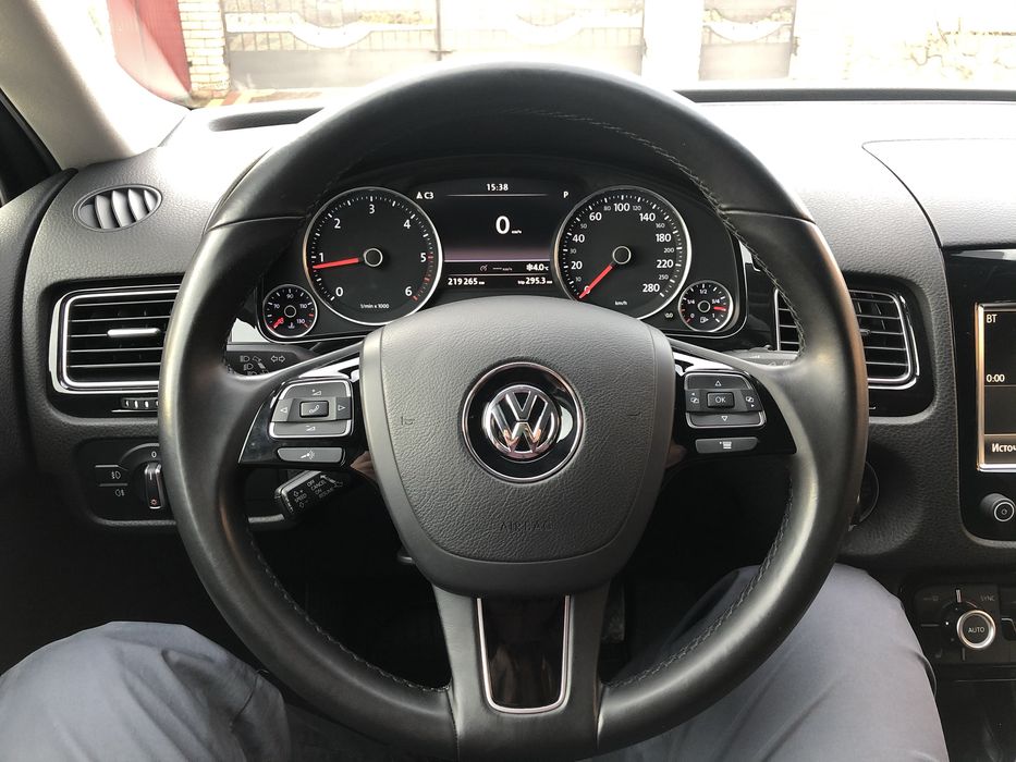 Продам Touareg 2012