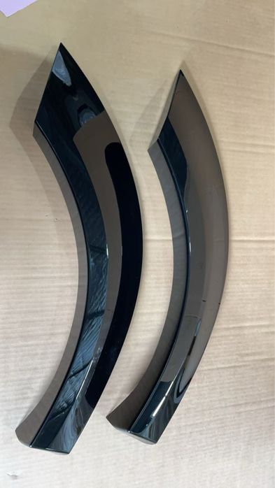 Nissan Ariya Накладки арок  , є інші запчастини