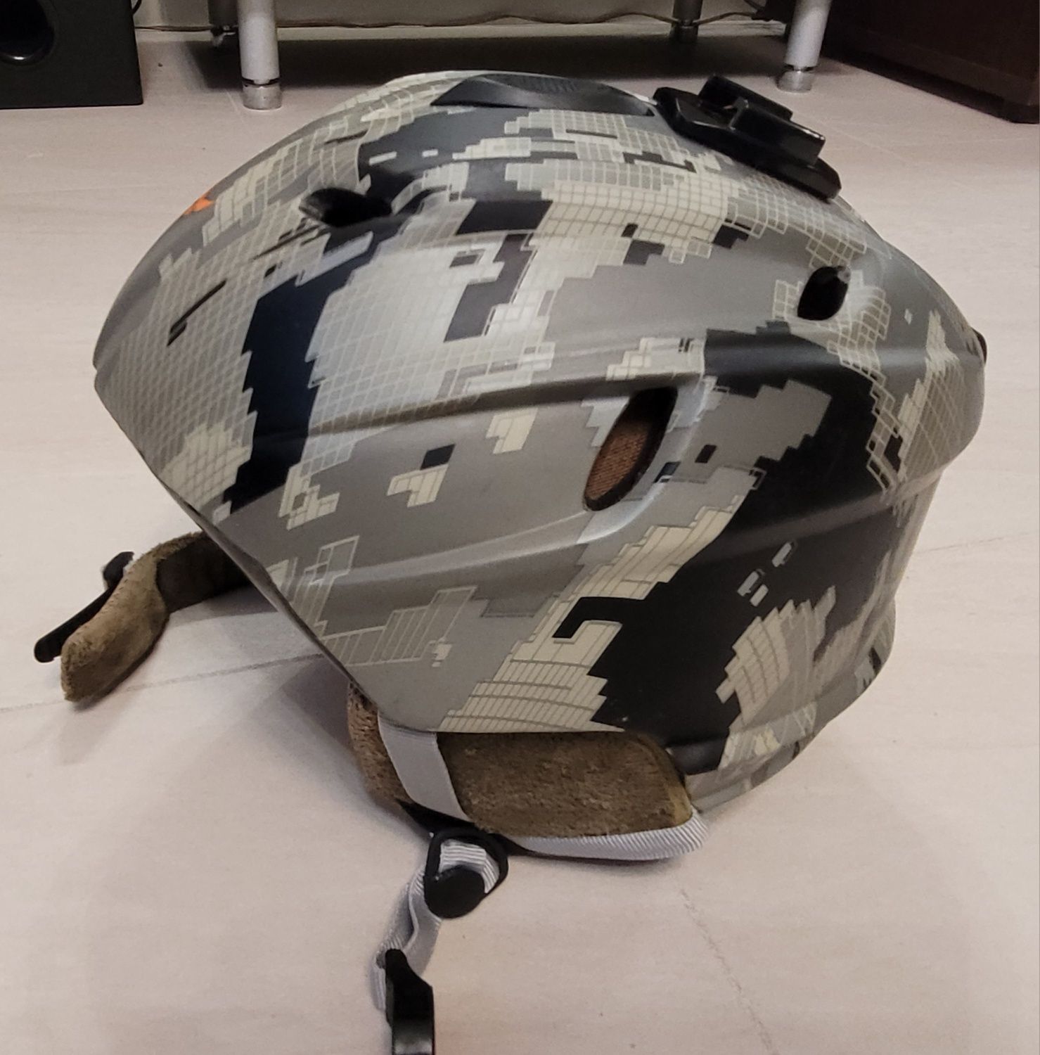 Kask Dziecięcy narciarski M 7-11 lat uchwyt na gopro