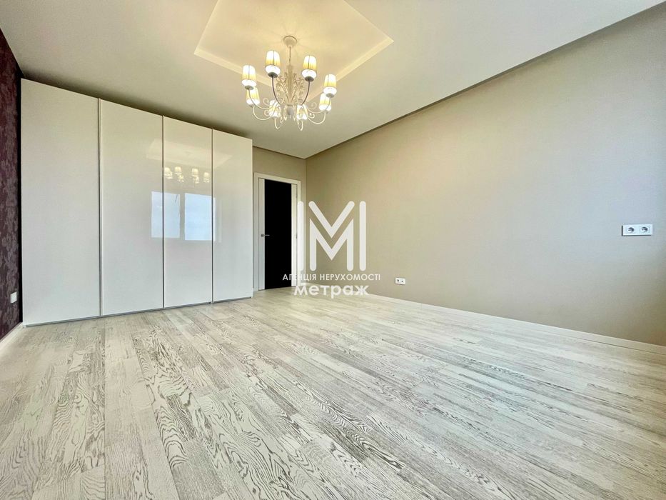 Продам 3 к. квартиру 122 м2 новострой пр-т. Героев Харькова Малышева