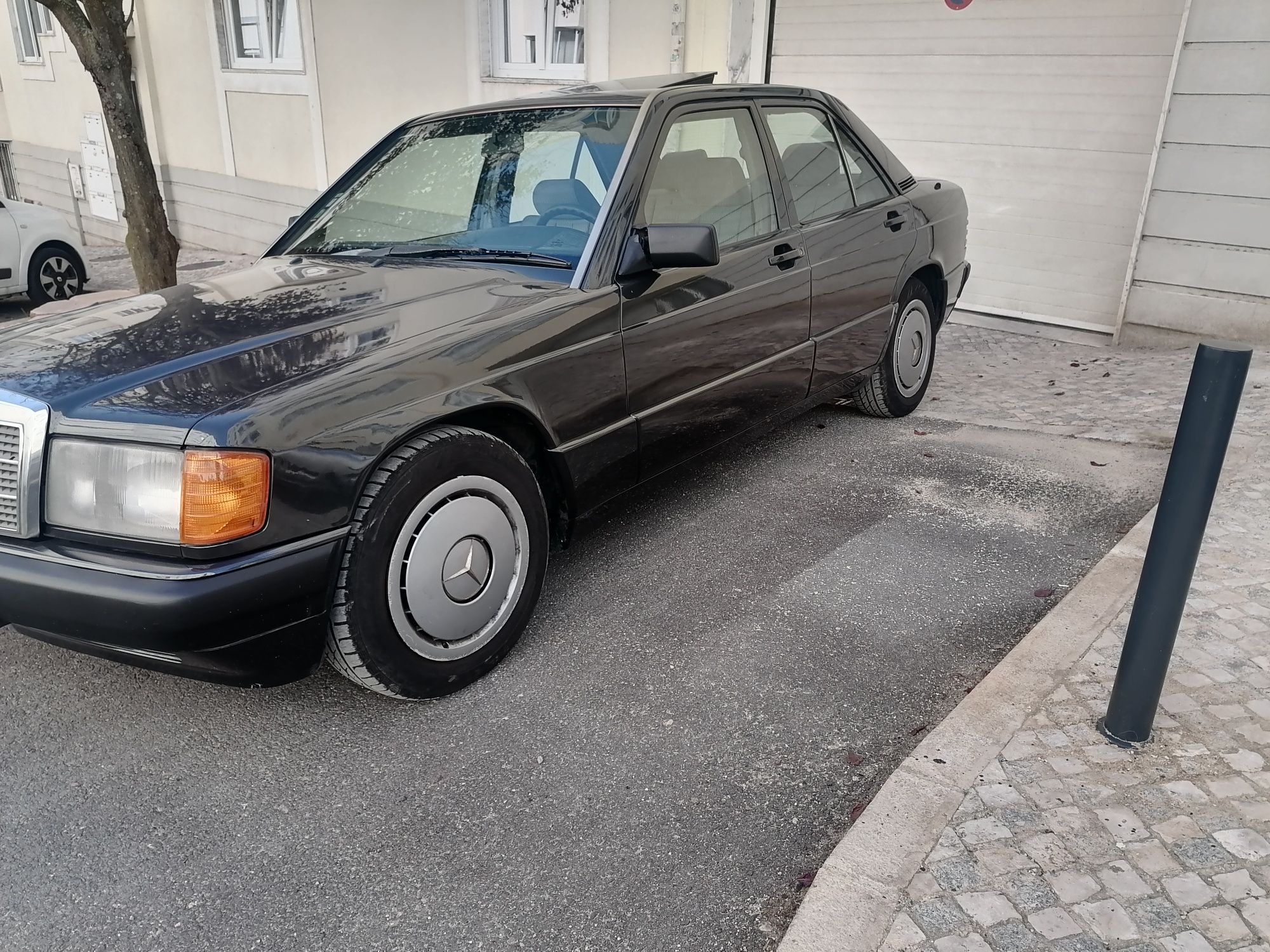 Mercedes 190 certificado museu do caramulo