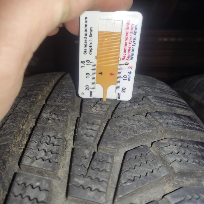 4 Opony zimowa Hankook Winter i*cept evo2 SUV W320A 225/60R18 102 V