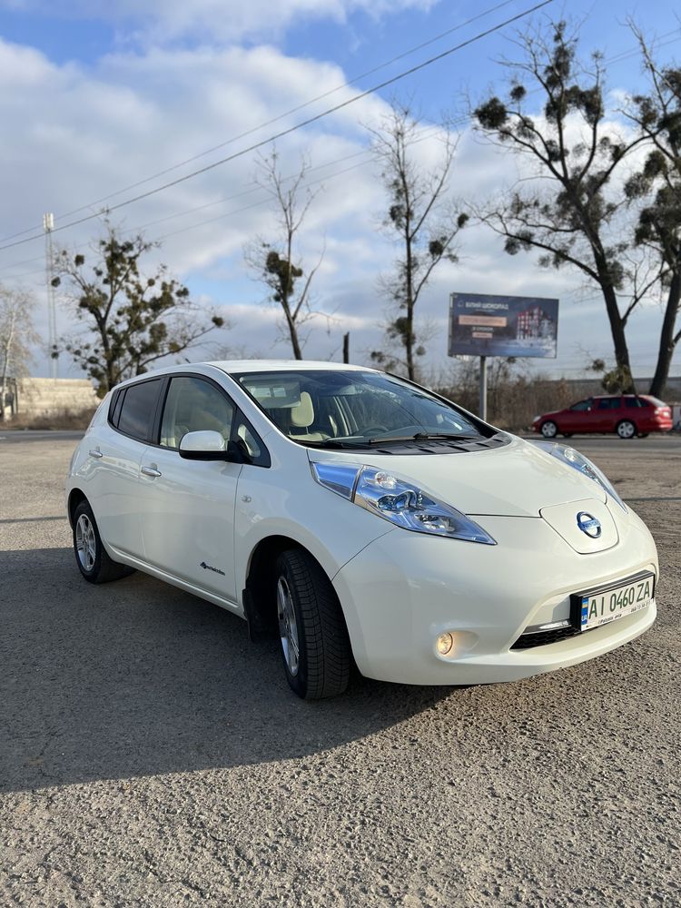 Nissan leaf 2012