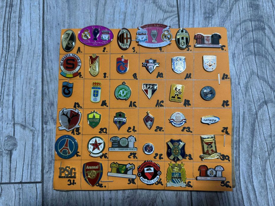 odznaki piłkarskie Champions League, Premier League, MLS