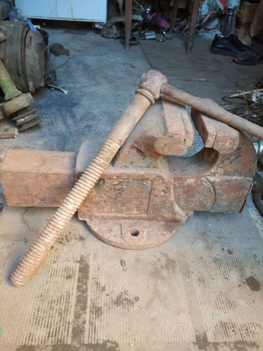 Тески, тиски,тесы, лещата большие СССР