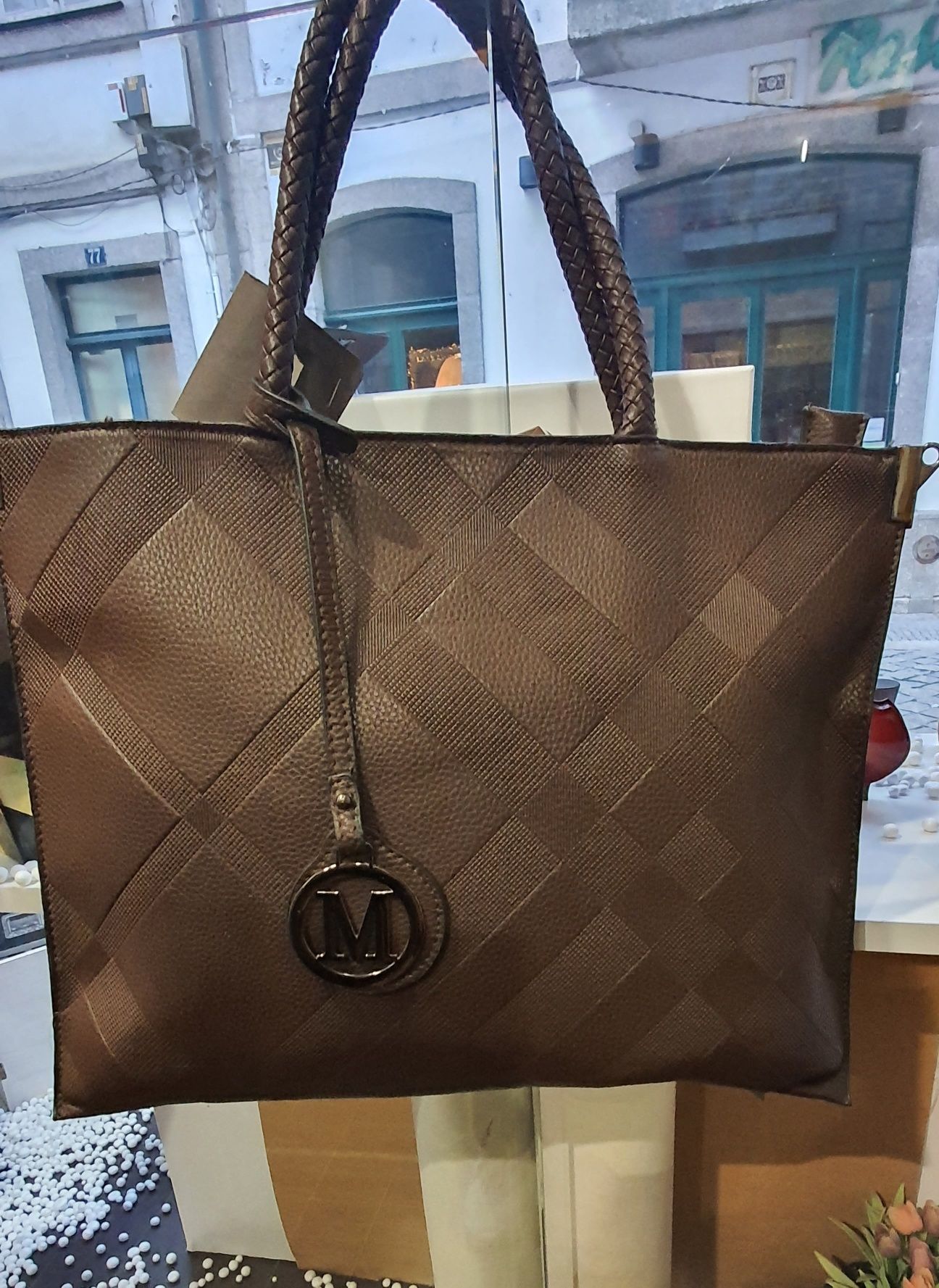 Sacos de compras em juta