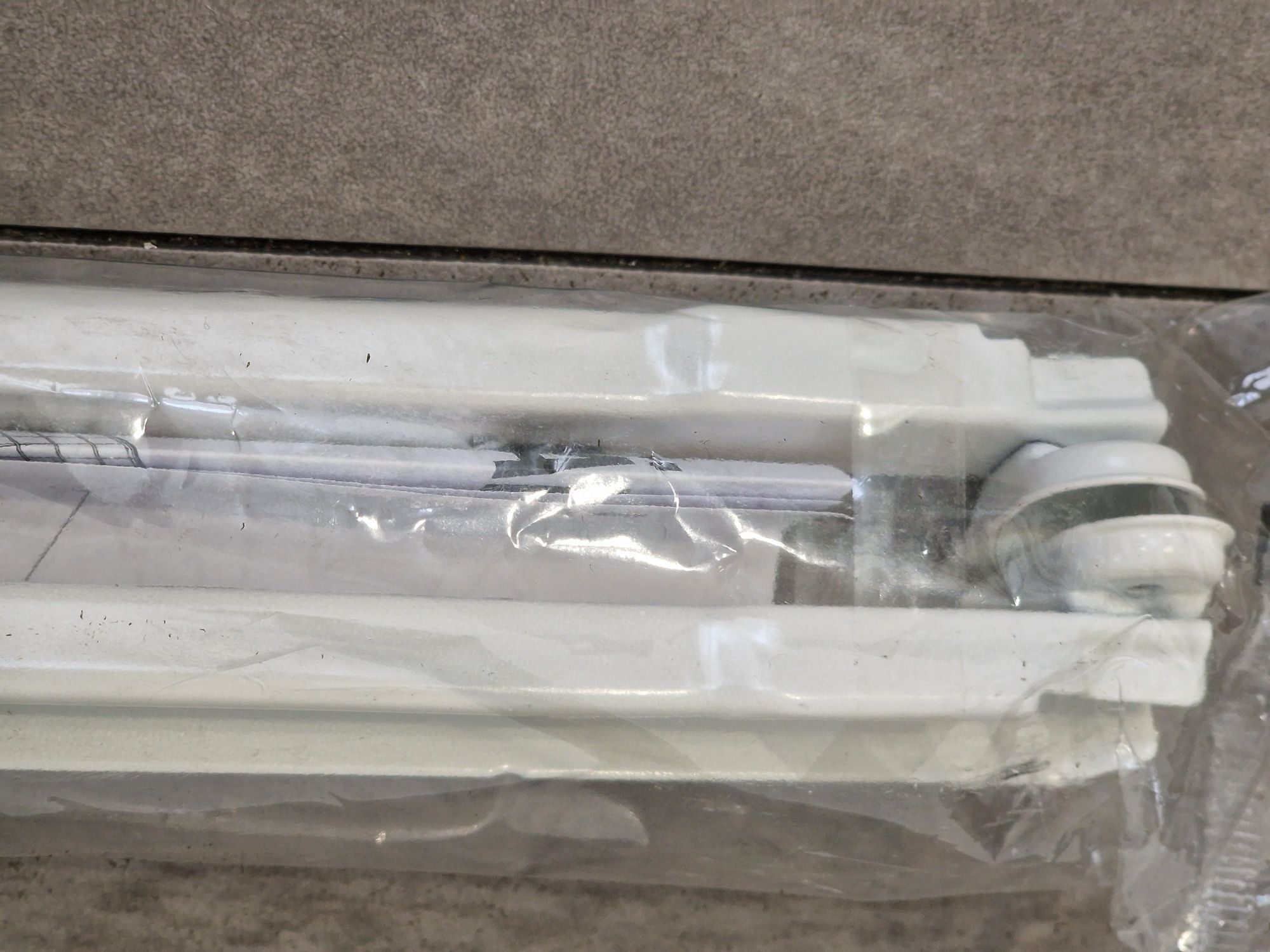 IKEA HJALPA wysuwana szyna na KOSZE 55cm 2 szt. para 103.311.94