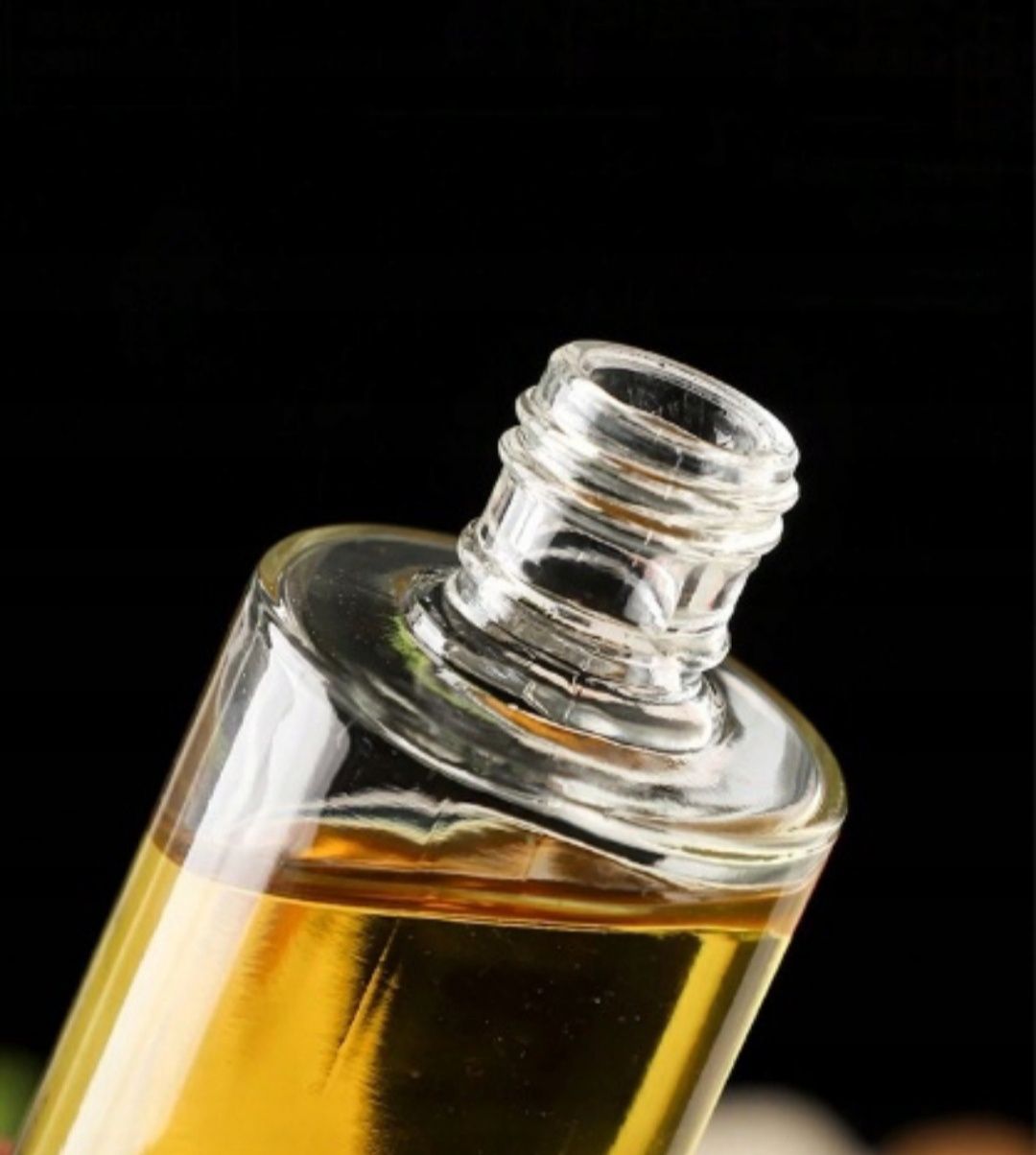 Butelka na olej że spryskiwaczem 100 ml dozownik w sprayu na oliwę