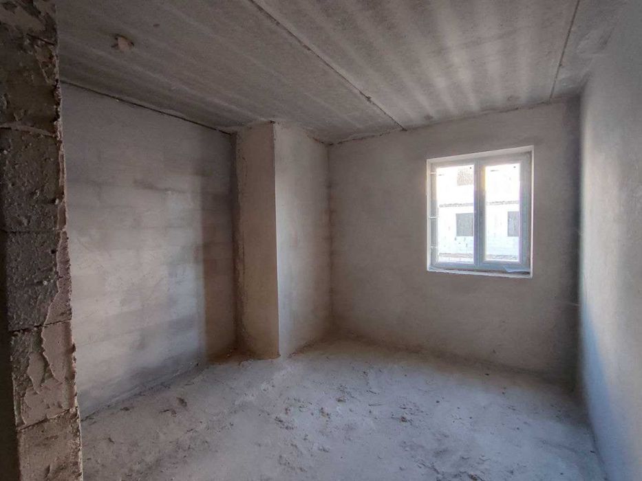 Квартира 2-кім  60 м2. Можна заходити на ремонт