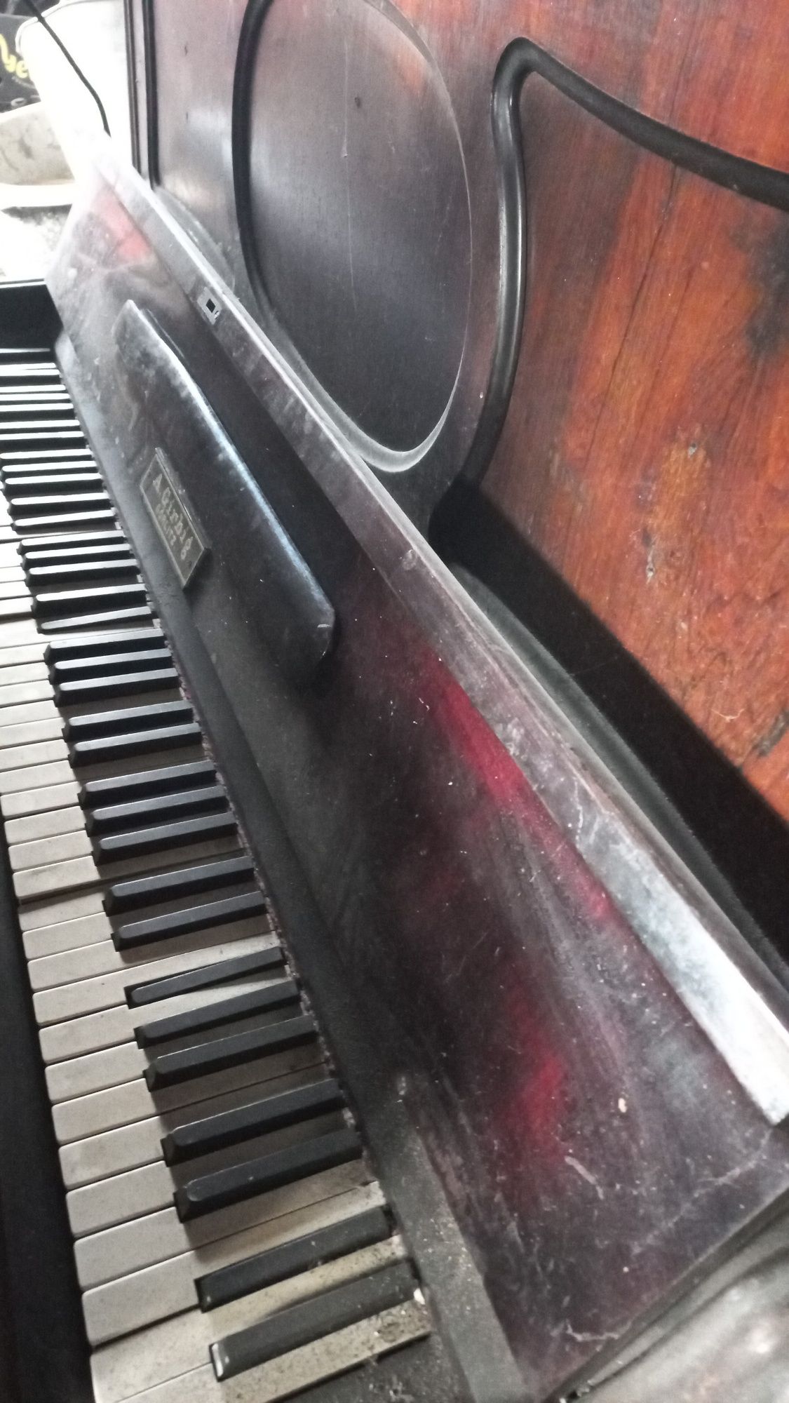 Pianino A.Girbing poniemieckie