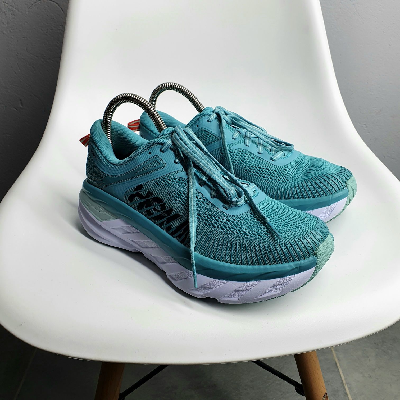 Кросівки Hoka One One Bondi 7 42.5 розмір 212