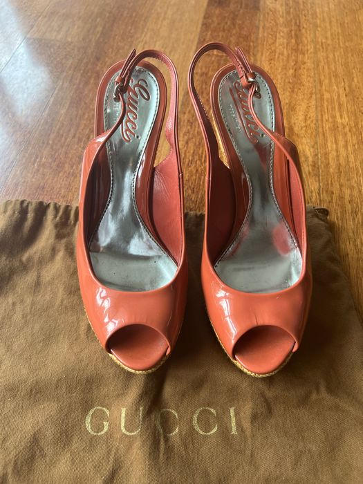 Buty na koturnie Gucci