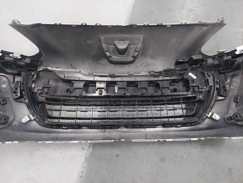 para choques frt Peugeot 308 sw