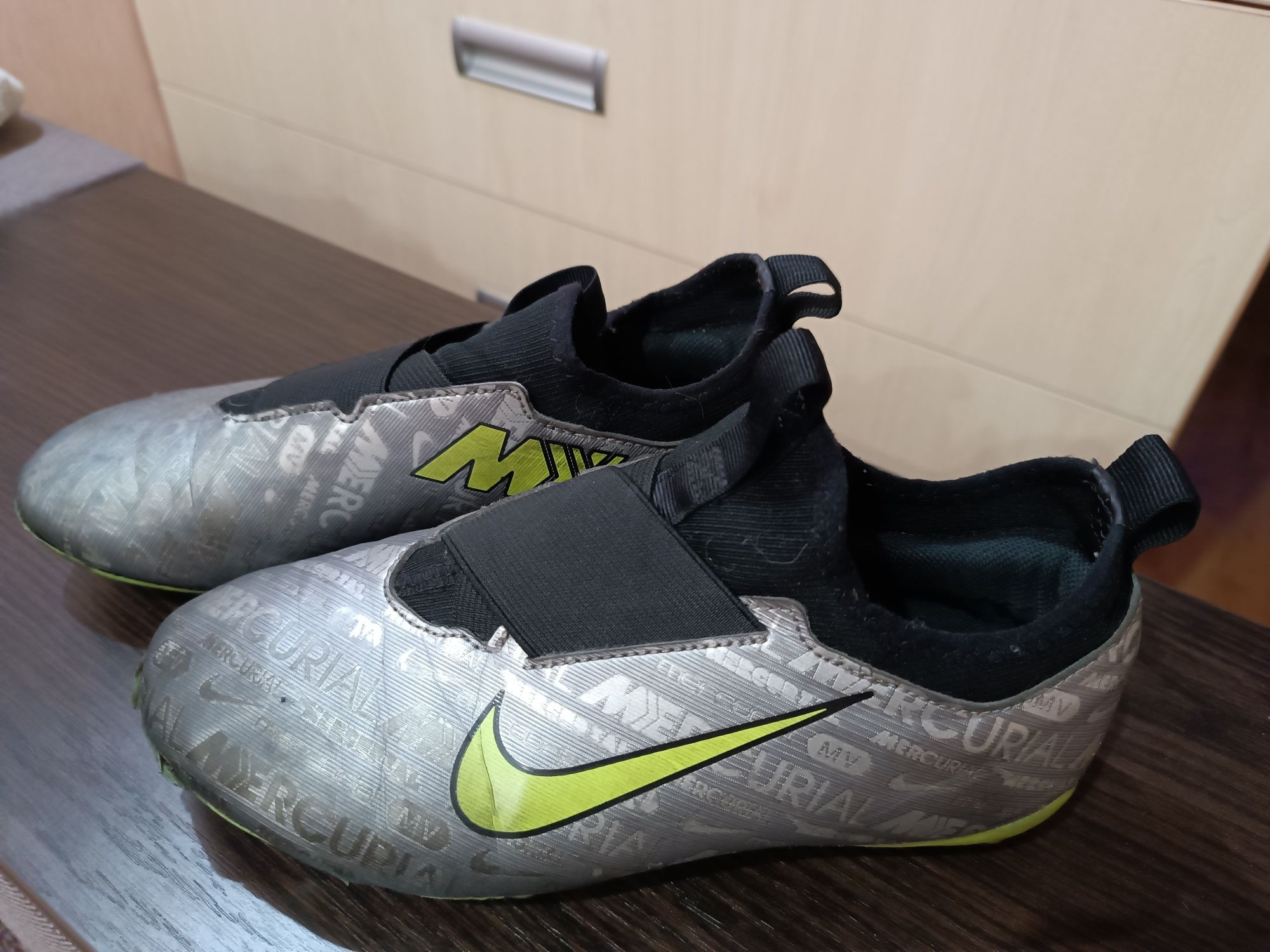 Бутцы Nike Mercurial