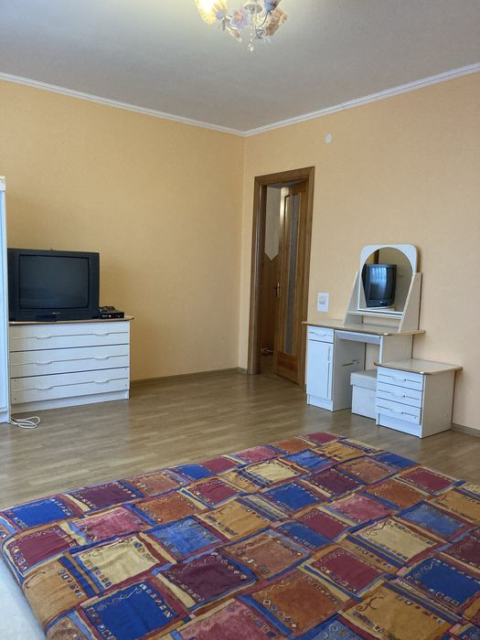 Продається квартира львів