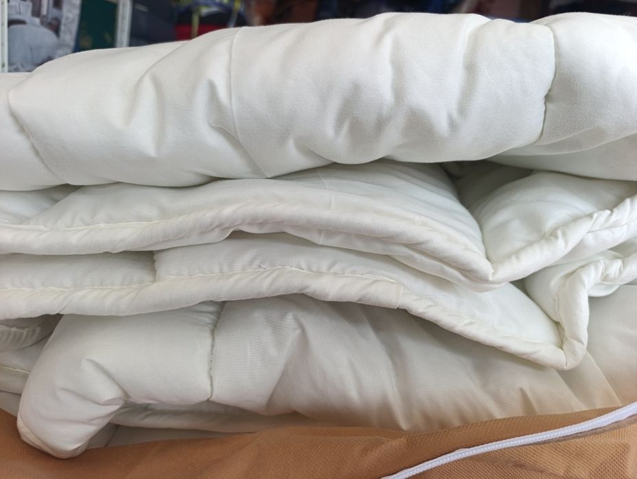 Ковдра вовняна 300гр/м.кв. Viluta.