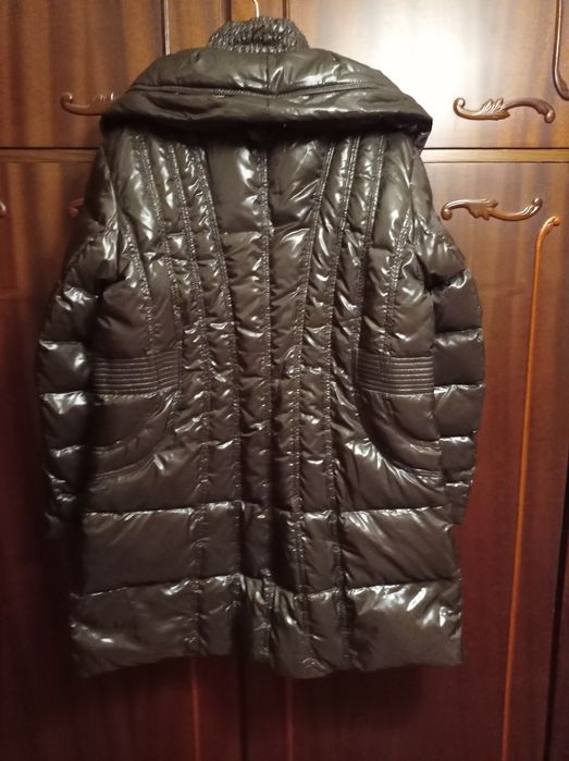 Пальто пуховик жіноча