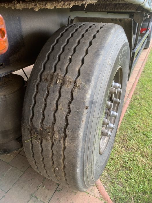 Ореннда напів прицепа