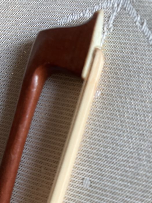 Arco de violino, como novo, 74 cm.