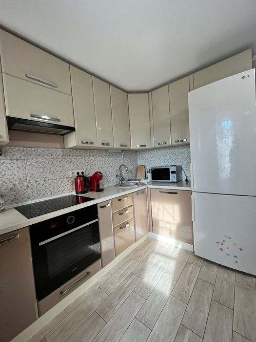 Продаж затишної квартири з ремонтом та меблями