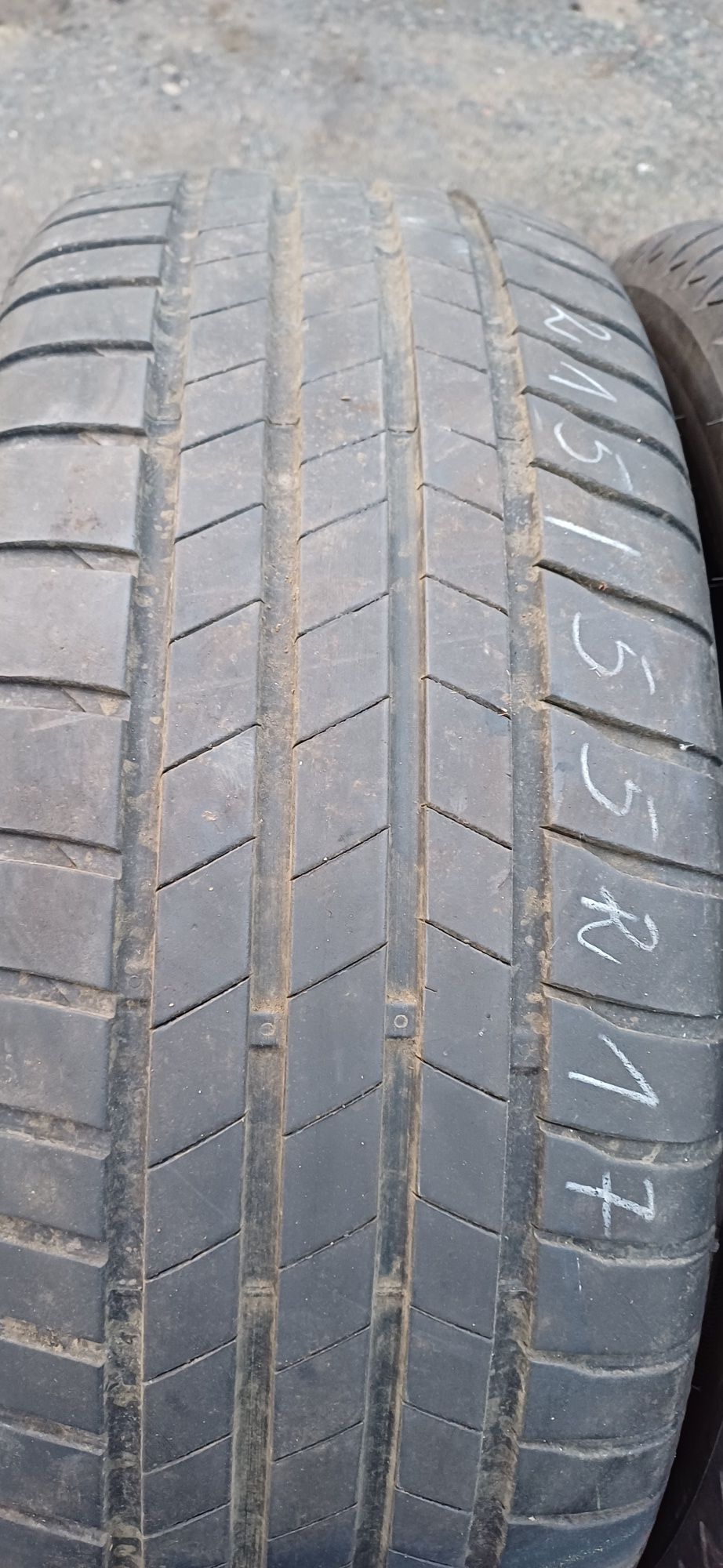 215/55R17 94V BRIDGESTONE , dwie opony letnie.