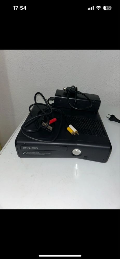Xbox 360 258gb bom estaro