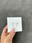 Нові AirPods 4 навушники аірподс чотири