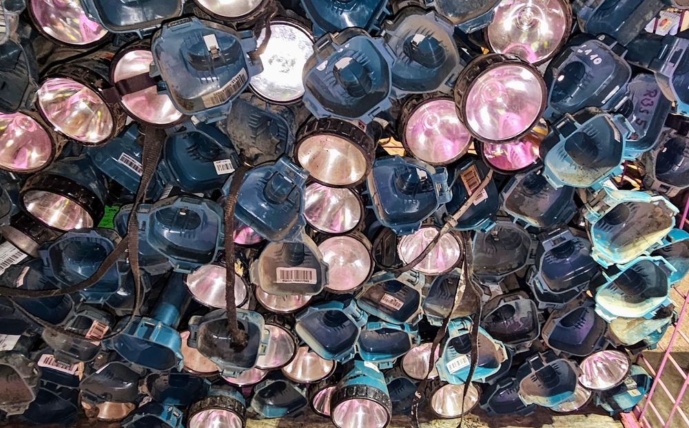 Makita ML 120 12v Lampka, latarka  135 szt