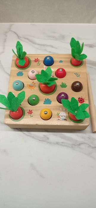 Магнітна рибалка, магнітна гра з черв'ячками