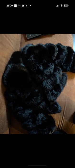 Futro naturalne czarne lis