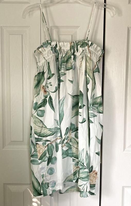 H&M XS-M naturalna krótka sukienka mini w tropikalny wzór liście