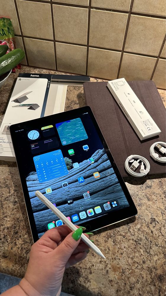 Tablet iPad Apple Retina PRO 12.9 cali - TOUCH ID - PROCREATE
