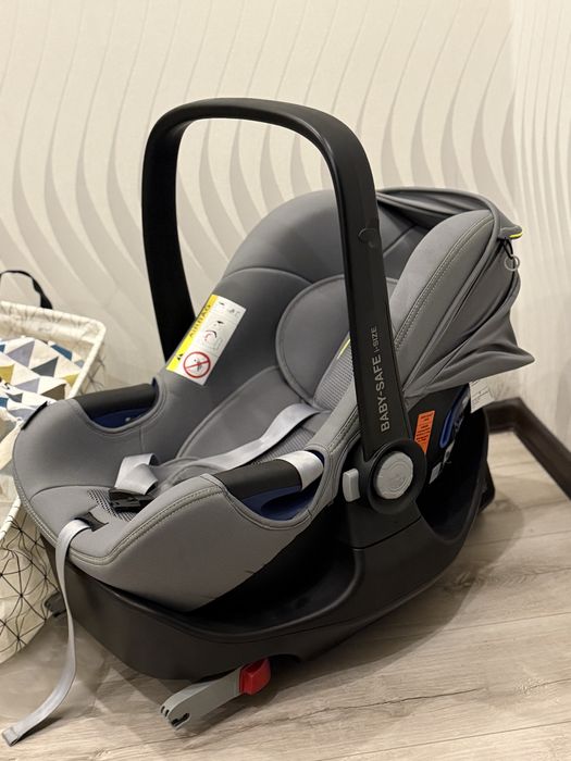 Автокрісло britax romer i- size