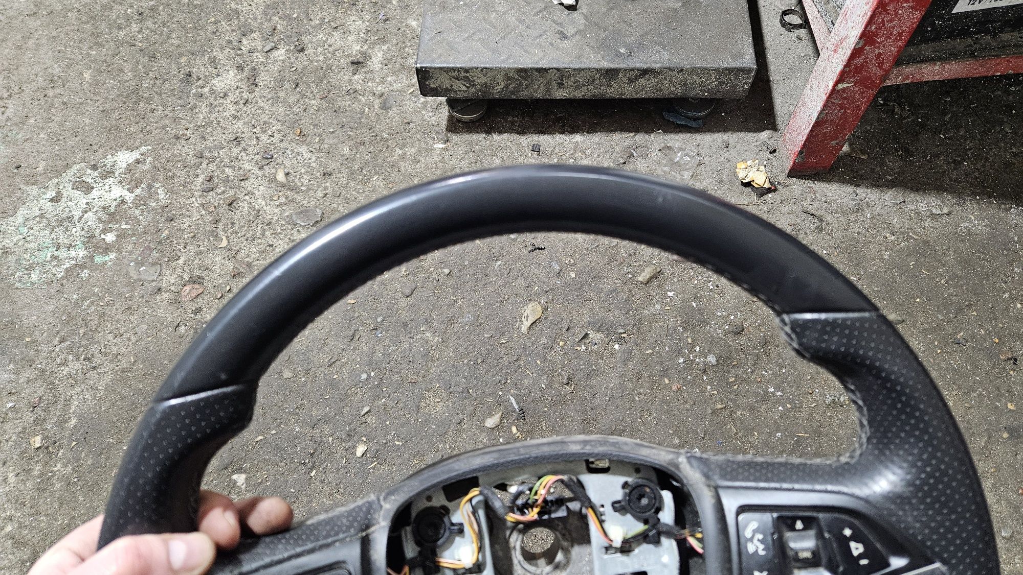Kierownica opel astra j IV 4 zafira c bez podgrzewania skórzana skóra