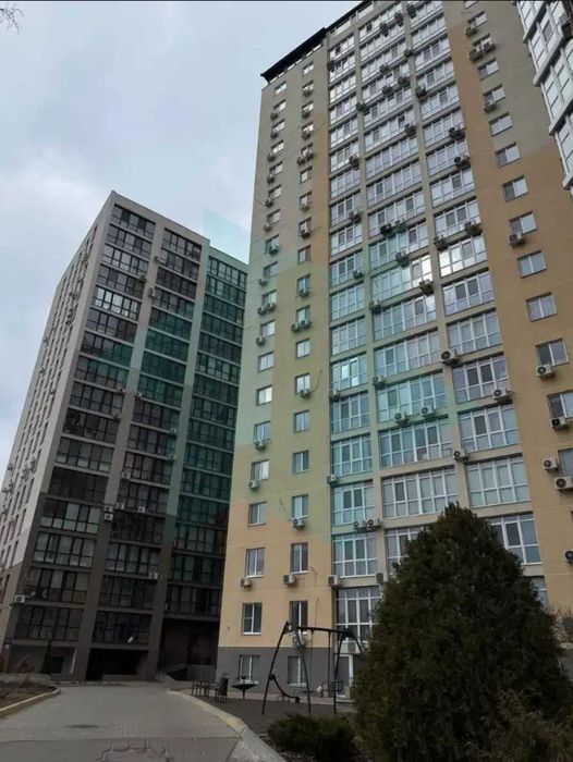 Продам 2-к квартиру ! ЖК Best house Перемога Набережна Центр
