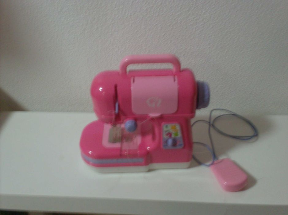 Máquina de Costura de Brincar