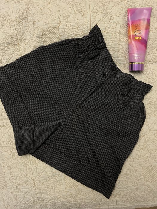 Теплі шорти. Оригінал. Mango.