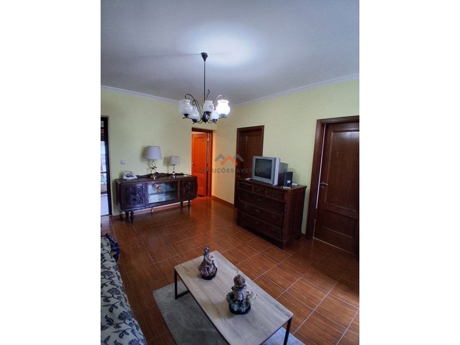 Arrendamento: Moradia T4 em Nariz - Requeixo